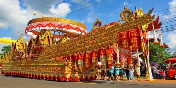 El Festival “Spectacular Bung Fai Skyrocket” se lleva a cabo esta semana en Kalasin